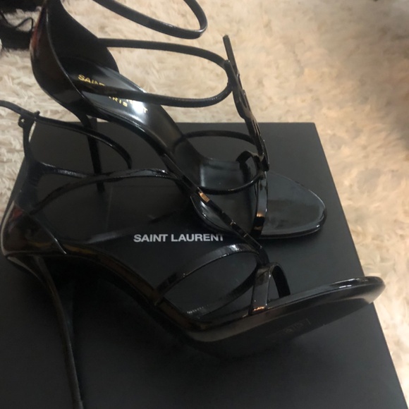 YSL Cassandra sandal - Picture 3 of 12